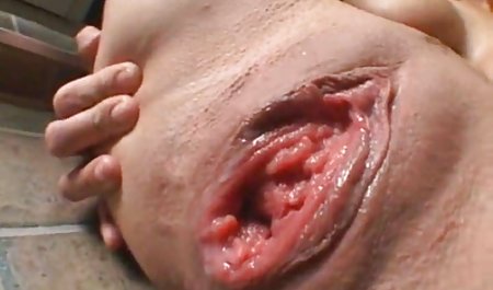 MILF لینکگروهسکسی بلوند شاخی برای لعنتی سخت گرسنه است
